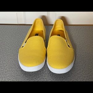 Náutica canvas shoes NEW